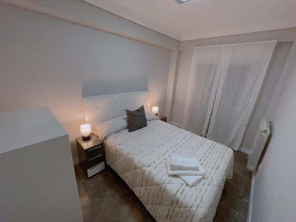 Piso Atares Calle Alfonso Apartman Zaragoza Kültér fotó